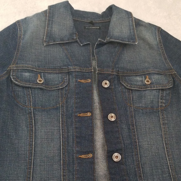 Jean Jacket - Picture 2 of 5